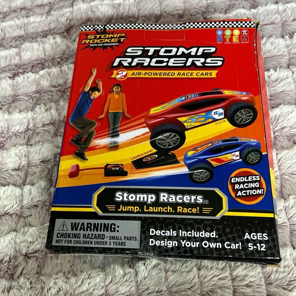 Stomp Racers
Air Powered Race Cars - Jump Launch Action! - 2Cars, 2 Tracks